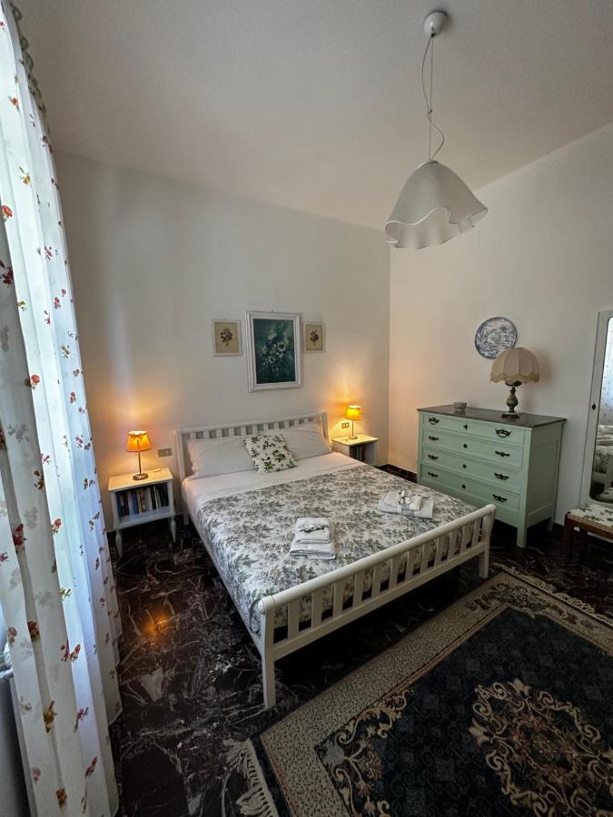 La Casa Dei Due Aranci Villa Albisola Superiore Buitenkant foto